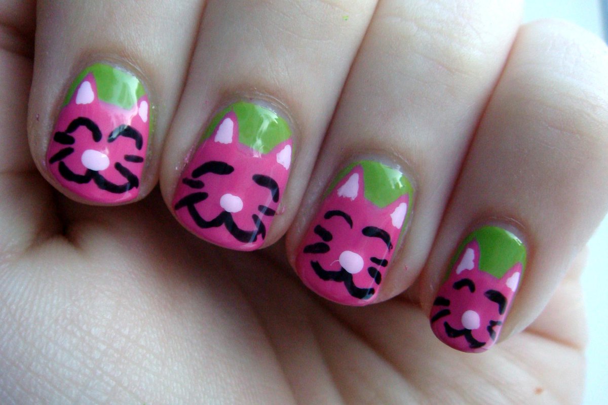 Happy birthday to me with pink kitty manicure. #nailart #notd colorfulcupcakecat.blogspot.com/2015/01/birthd…