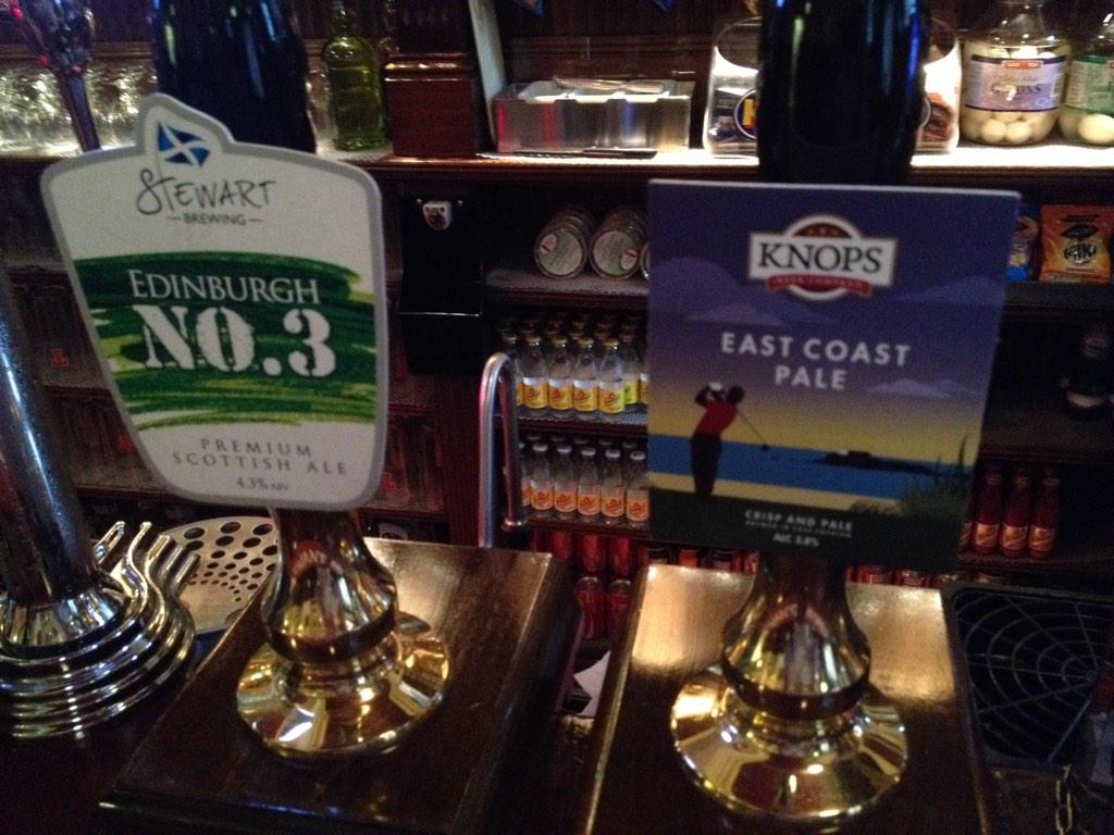 Our two great guest ales are pouring beutifully. <a href="/StewartBrewing/">StewartBrewing</a> @Knops_Beer
