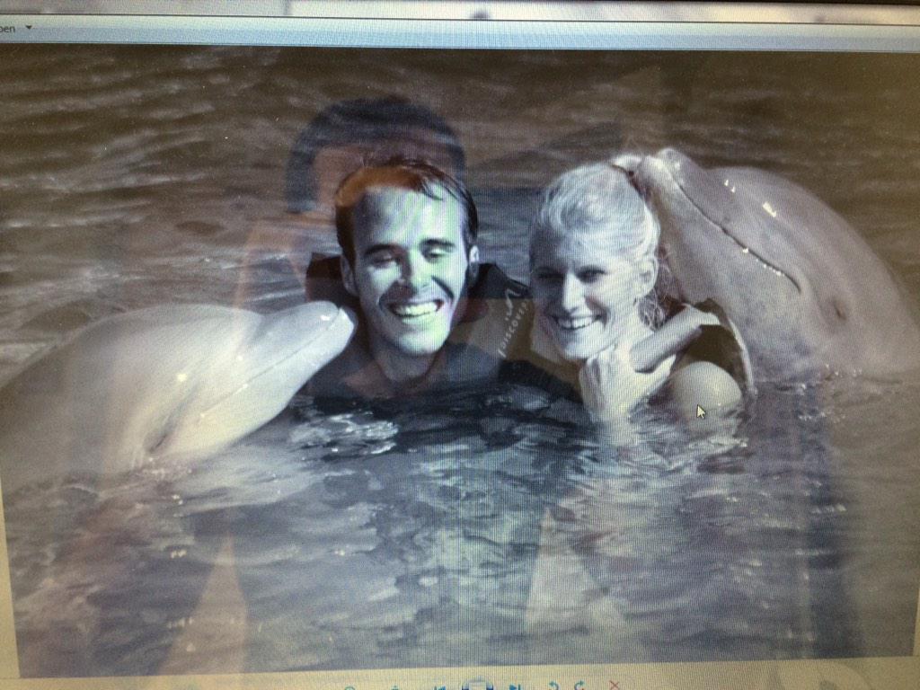 Matcarrington89's tweet photo. @EmmaParrish do you think piccasso has worked out where a cheek is yet? #Dolphins http://t.co/3lMDcwSXpF