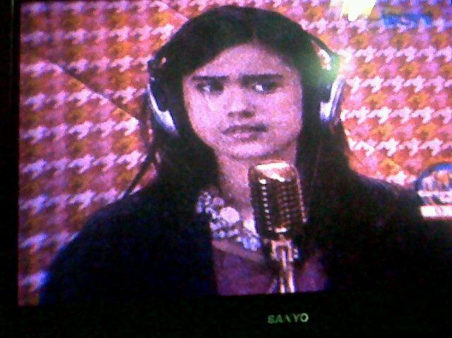 Yeeeyyy nomnomgowes rekaman single ketiga lagiii <a href="/audimarissa_/">Audi Marissa</a>  @DDSDiamDiamSuka