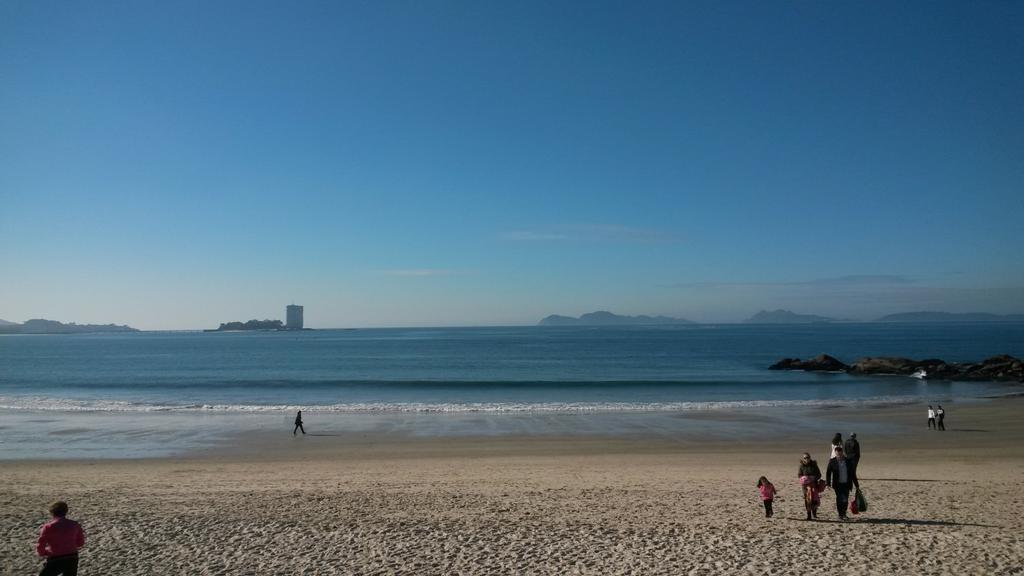 VigoCiudad's tweet photo. Cies y Toralla desde Samil, un dia de invierno. http://t.co/pszwwnETWo