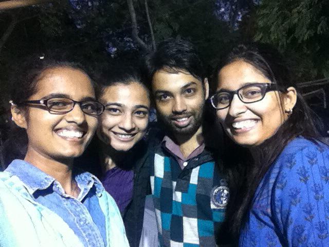 Nivedi1990's tweet photo. Taking selfies #eventajoy http://t.co/gJzfnpp0vW