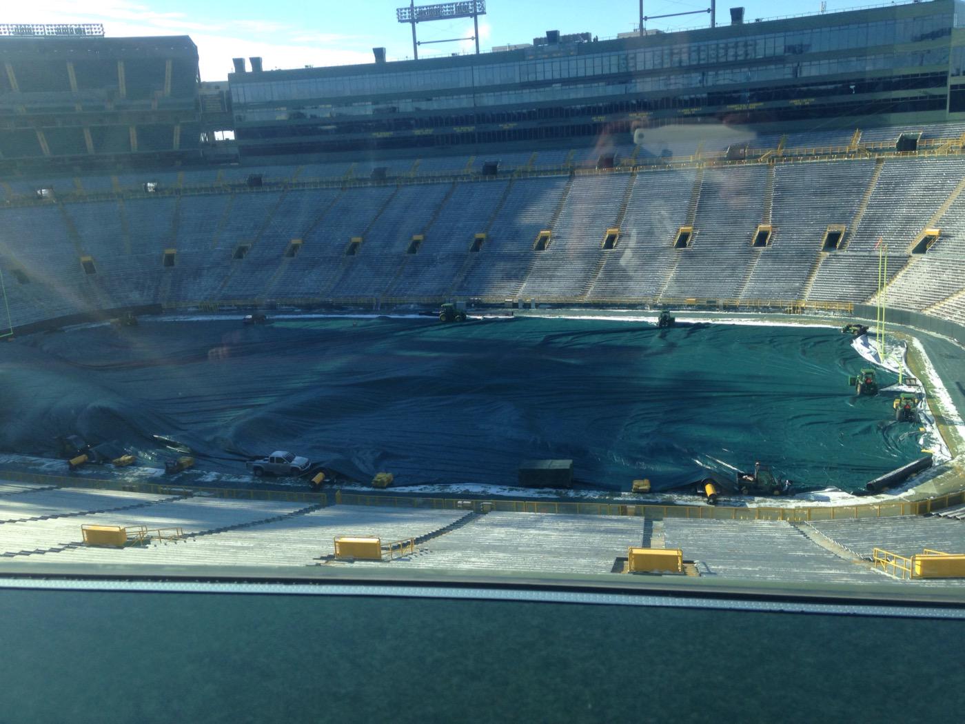 Game day #Lambeau #Packers #Playoffs http://t.co/H7x28x3i8L