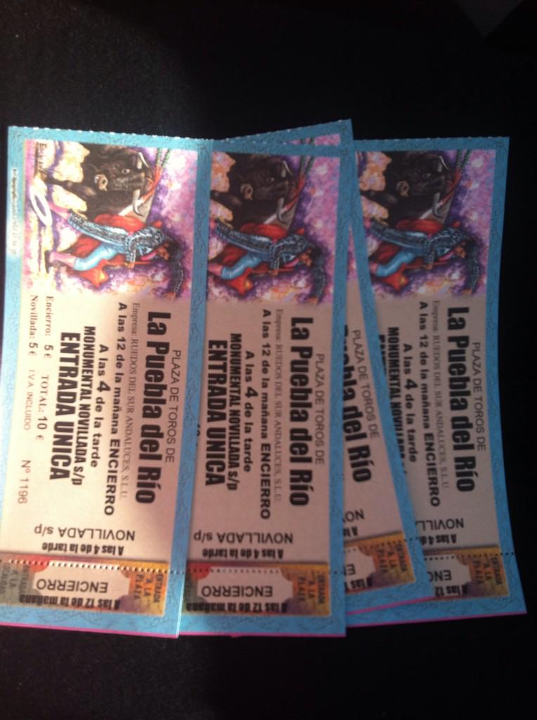 carmeenrocio04's tweet photo. Ya son nuestras!! @91_sc &amp; @MariaJoseCataln 😊😊👌 http://t.co/XhfeG1fXEb