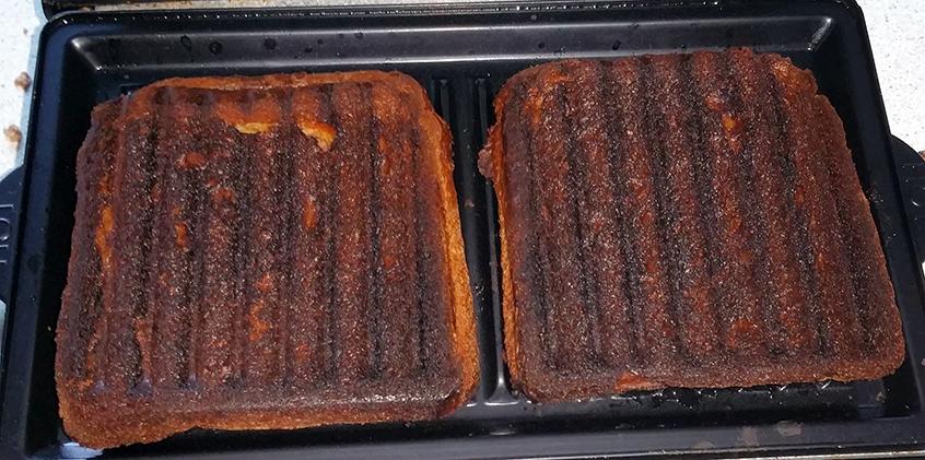 SoftwareIncGame's tweet photo. Got so caught up in #gamedev I accidentally my toast :( #toastfail http://t.co/umm1oAc9cn