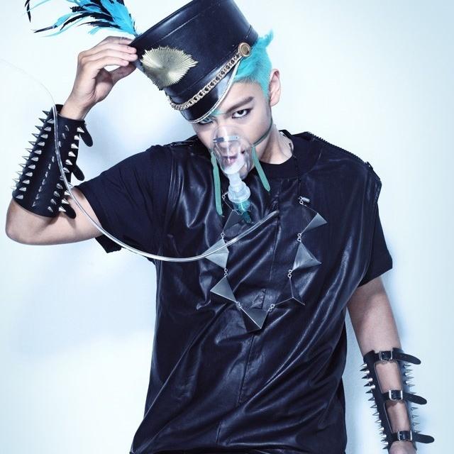 chu_f9's tweet photo. たぷさん好きすぎてMV見すぎたあまり夢に出てくるし付き合ってたしもう両想いってことでいいと思うんだ。東京大神宮のおみくじの夜景が綺麗なとこで出会える人ってたぷさんの日本の家ってこと？え？妄想だよ？夢の中だけでも幸せでいさせてください http://t.co/QuOzvq2iyb