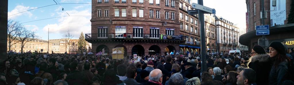 LeFloune's tweet photo. #JeSuisCharlie Strasbourg http://t.co/3SjmpktSRx