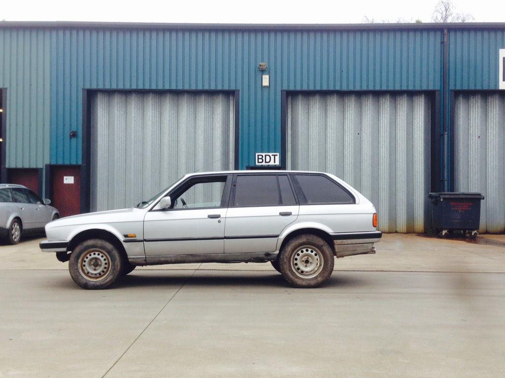 E30_Copey's tweet photo. @Sazzle3001 it certainly was. Built a new car. Wanted more room  All the work done over xmas. Mot was done Friday. http://t.co/fFKmr28EbK