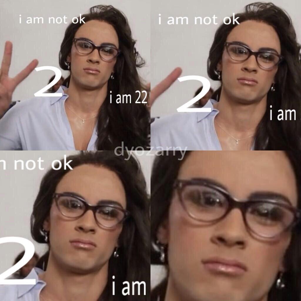 groovyp_'s tweet photo. "ZAYN TURNED 22"
"NO HES STILL 21"
"ARE YOU SURE?"
"FO SHIZZLE MA NIZZLE"
#HappyBirthdayZayn
#1DizzleAF http://t.co/R20aCdedv8