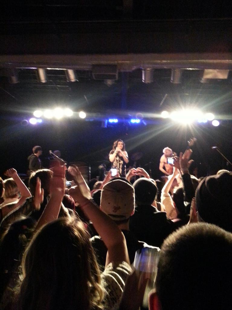 misscquinn's tweet photo. @AdoreDelano rocked last night  @thebottomlounge. Can't wait to see @TheBiancaDelRio Sun @ The House of Blues! http://t.co/y9hOr7bsWK