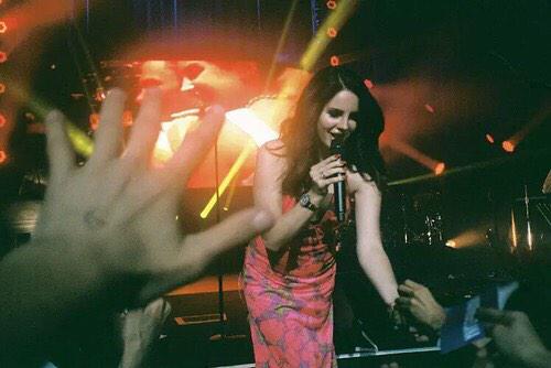alejandroprios's tweet photo. i think these are all I want in life, I just want to be successful, live in a place happy, be happy, &amp; meet Lana. http://t.co/W9wkNCuhws