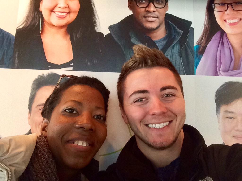 joeyjgale's tweet photo. #NFAselfie at the @Newseum http://t.co/PhO5MZnEp0