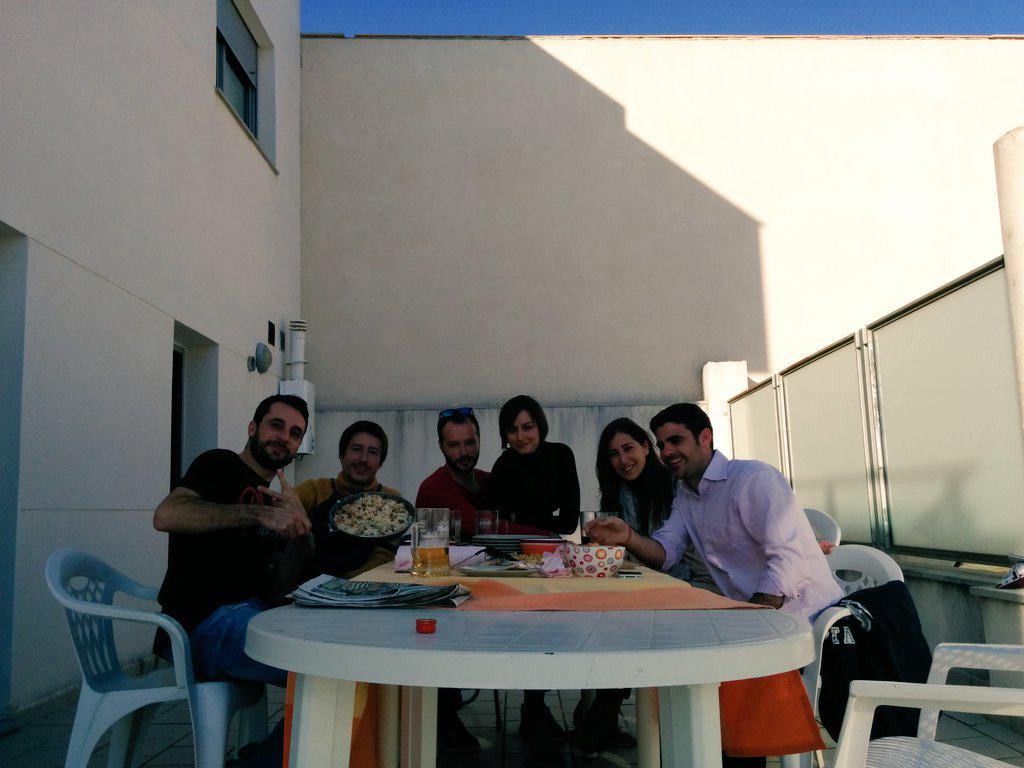 antonitomunoz's tweet photo. Magnifico arroz que nos ha preparado nuestro compadre #monrrobe 
@compadres_ @jldiezr @rocioca74548007 #solecito. http://t.co/MPxwEKhf15