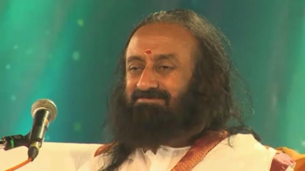 5000 years back 1 flute was played & tomorrow 5000 flutist will perform on one stage in Nasik -@SriSriInMumbai  Now 💞