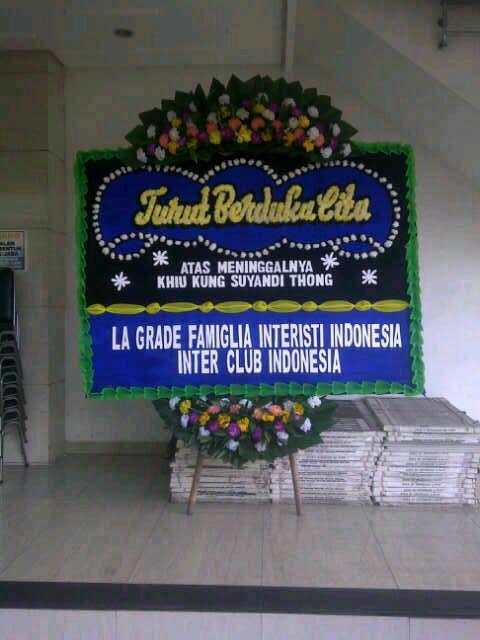 Karangan bunga duka cita atas berpulangnya Ayahanda dari Bpk. Entong Nursanto (Ketua Umum ICI ). #RIP