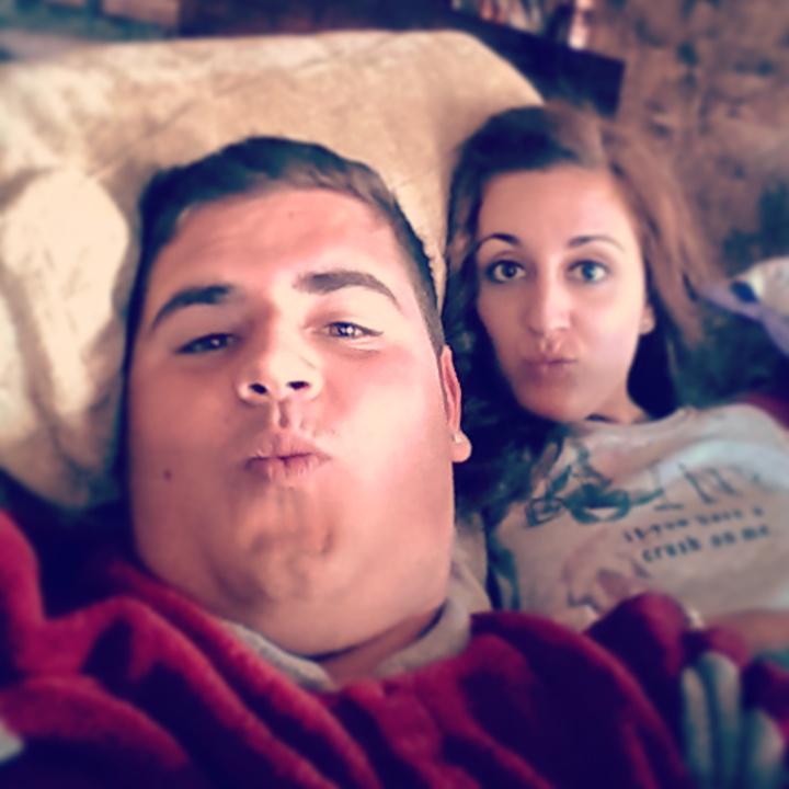 pablito_wejar's tweet photo. tarde de dominguito con mi gor¡!@juliaquirosg http://t.co/dLr3mTsyJd