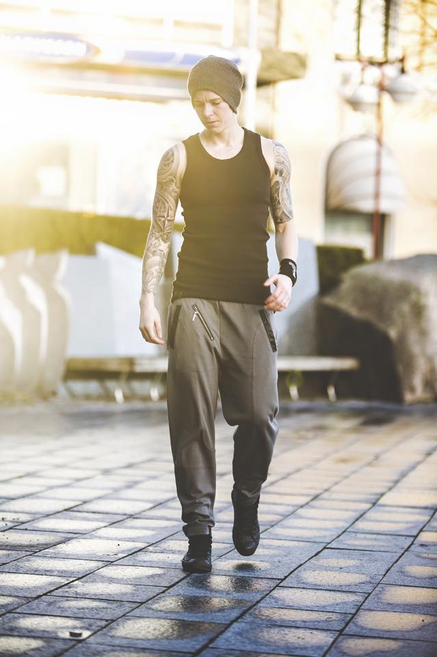 Fearless streetwear! 
I salg i morgen på Fearless-streetwear.no

Foto: Fotograf Mats Grimsæth