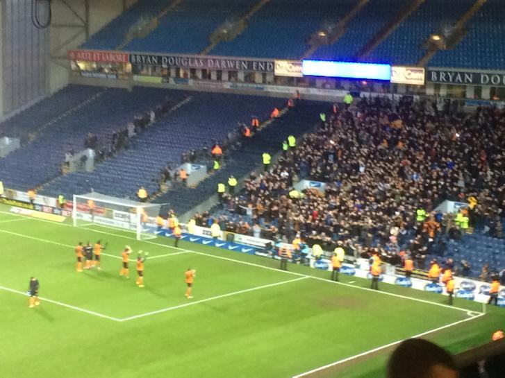 Support has been terrific again this afternoon and players across to thank them at full time.