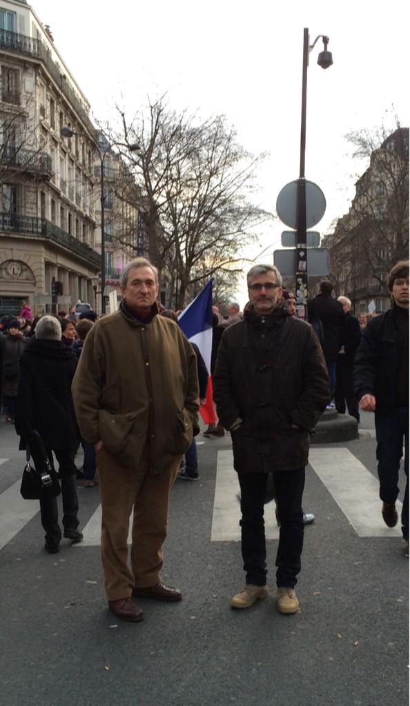 TDerville's tweet photo. Retrouver par hasard dans pareille foule @GillesHeriard !
#EcologieHum http://t.co/vM7WggoCv7