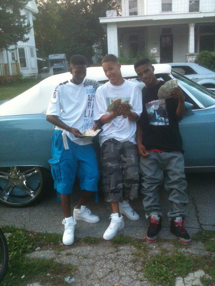 Savage_Life12's tweet photo. YNIC http://t.co/dsp31nJuyz