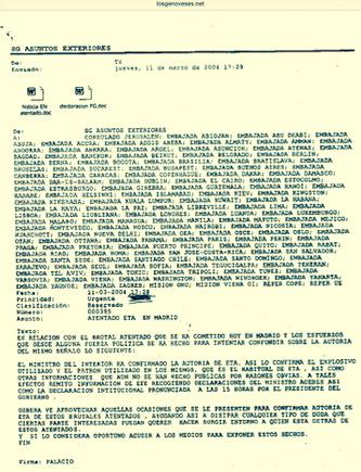 El mismo que intentó intoxicar y manipular el atentado 11-M hoy se manifiesta en París.Su cinismo no tiene fronteras.