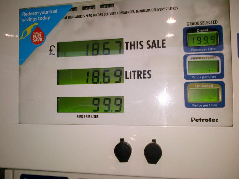 DamoB1970's tweet image. Long time since I have seen a 2 digit diesel price #99.9p!! Thanks to @Tesco @TescoClubcardUK #FuelSave