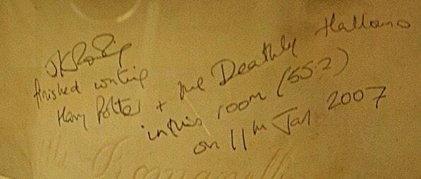 Ei_Quisquilloso's tweet image. Nota que dejo J.K Rowling en el hotel Baltimore