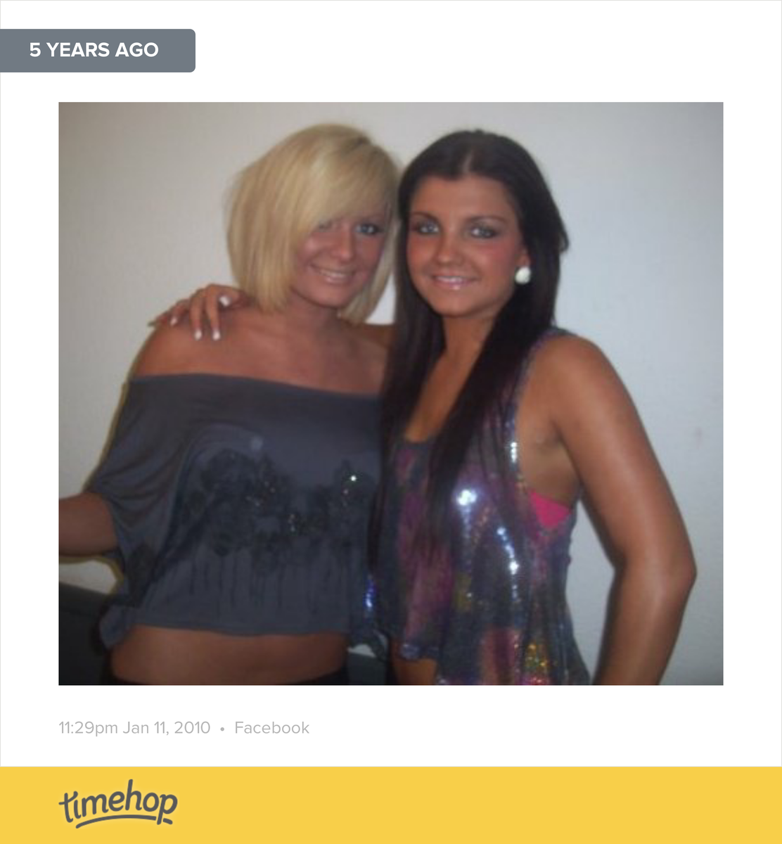 jadaa24's tweet photo. WHP 5 years ago oh my god my hair 🙈🙈 http://t.co/csZq2D6Jzc http://t.co/m5gdVoO8ri