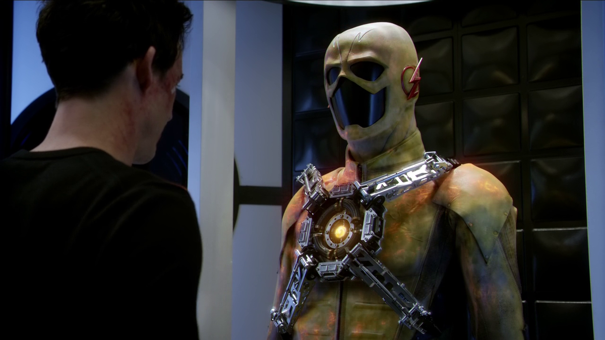 TheFlash_FRA's tweet photo. Tom (@CavanaghTom) confirme que le Dr.Wells est Reverse-Flash ! #TheFlash #TCA15 http://t.co/A3TcZoOG63