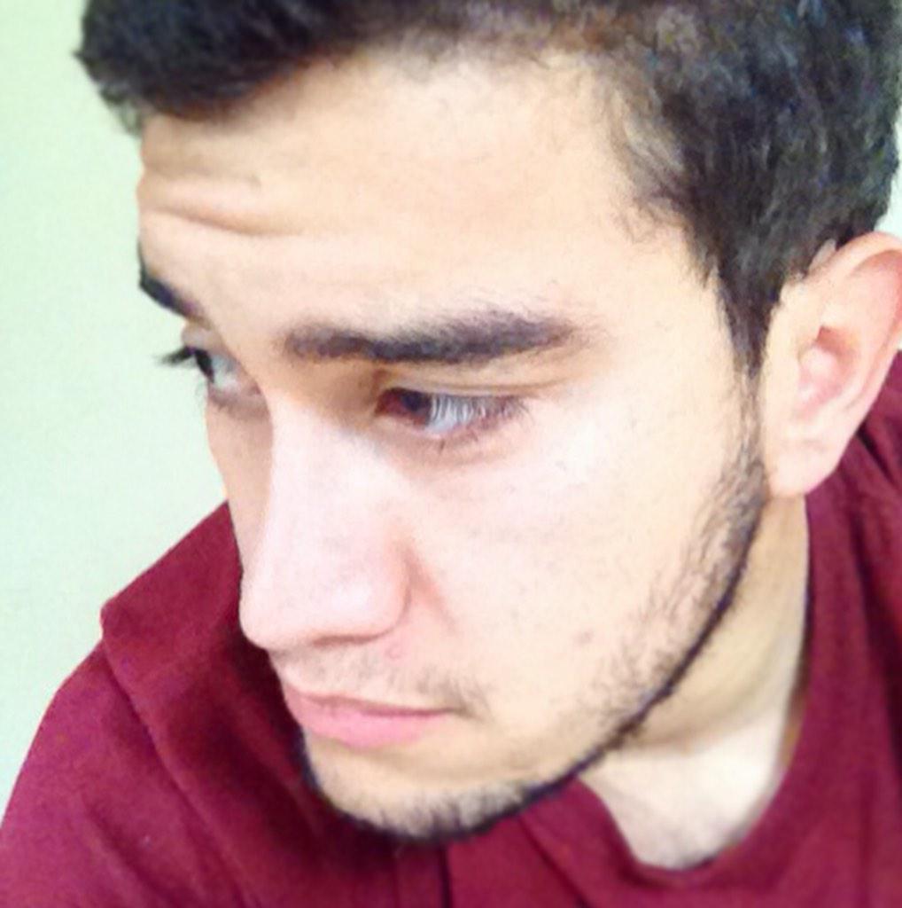 GusJv's tweet photo. #FuckThat http://t.co/qVGTnIVOHT