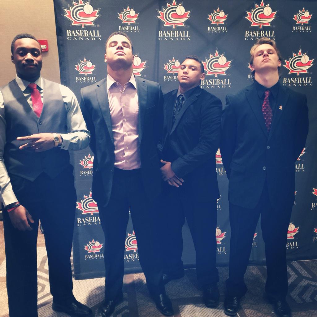 garethmorgan44's tweet photo. Last night at the @baseballcanada Banquet  #fom #benderrr http://t.co/5wyhXCGcB5