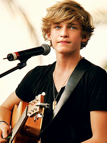 Happy birthday 18 OMG! I love u with all my . You\re much more than Cody Simpson, you\re my lifesaver! 