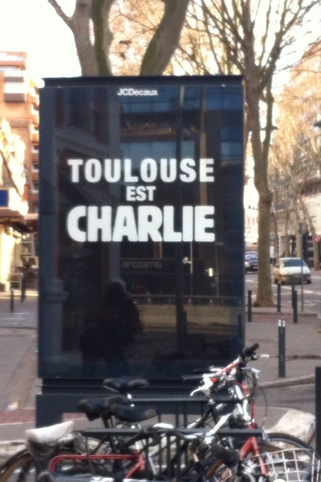icioccitanie's tweet photo. @Toulouse 11 janvier 2015 #jesuischarlie http://t.co/rTFoClTWfr
