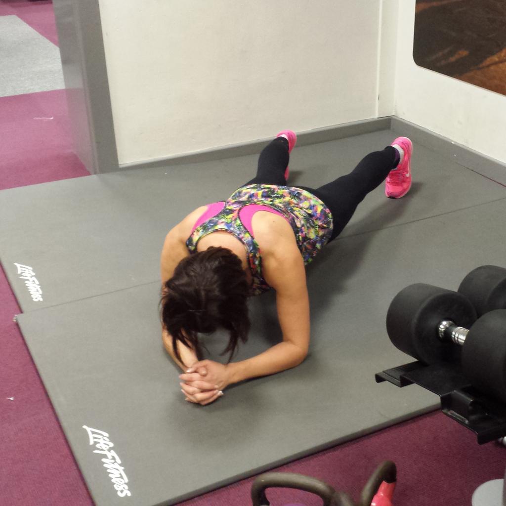 loopylops75's tweet image. Plank time! #livelifetotheplus #fitness #intraining