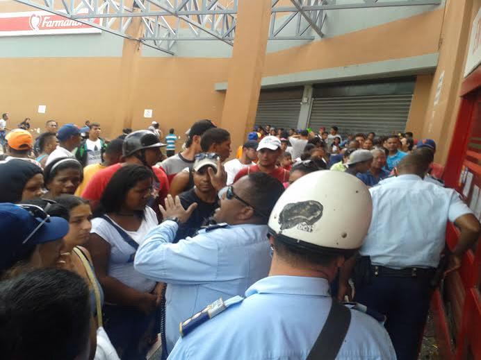 Protestas Enero 2015 - Página 3 B7Fwp2EIQAAtGeu