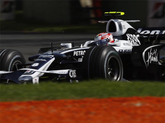 B7Fx2WrCAAA5RF9.jpg