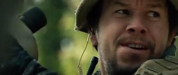 TheDipZone's tweet photo. S/O to Mark Wahlberg for throwin' in fat lips in Lone Survivor! 👏 http://t.co/d1JEcSqQsZ