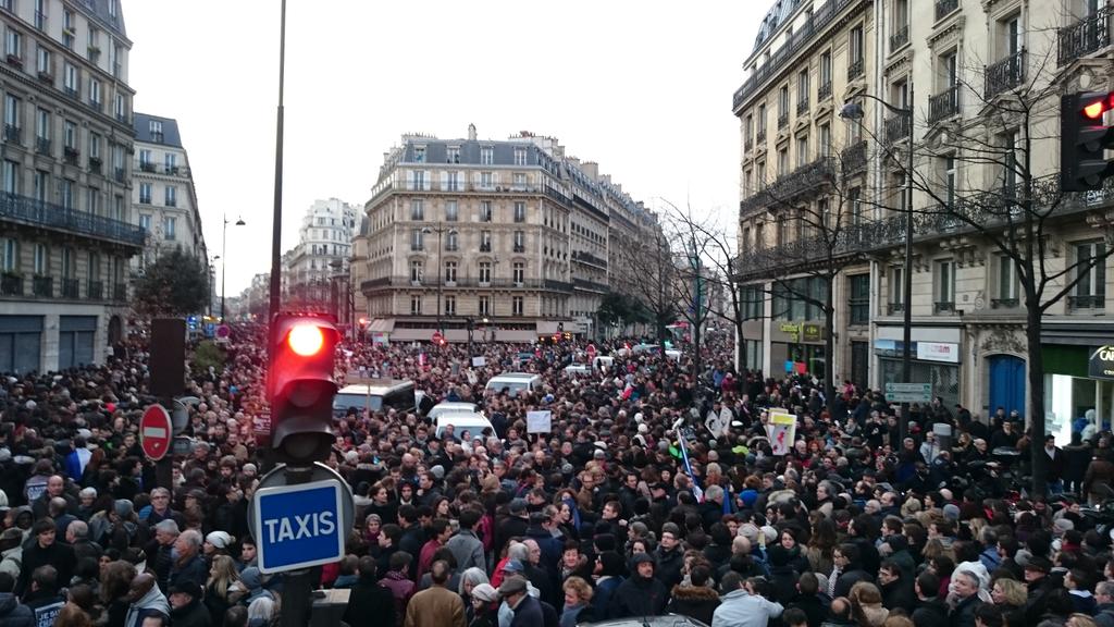 lacraps's tweet photo. #JeSuisCharlie #YoSoyCharlie #NotAfraid #FreeSpeech http://t.co/hAkIfjWaMy