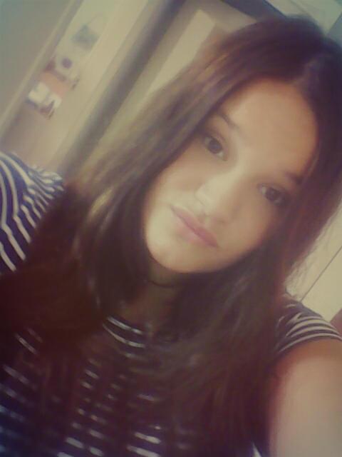 Chante_98917's tweet photo. #town #lookingmad #brunette http://t.co/WBzAZbbe7E