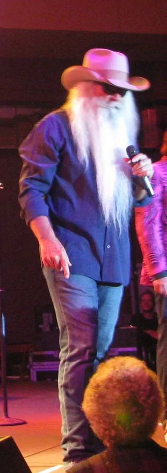 HAPPY BIRTHDAY WILLIAM LEE GOLDEN OF THE OAK RIDGE BOYS HAVE A SAFE AND WONDERFUL DAY .WILL C U JUNE BX MS    