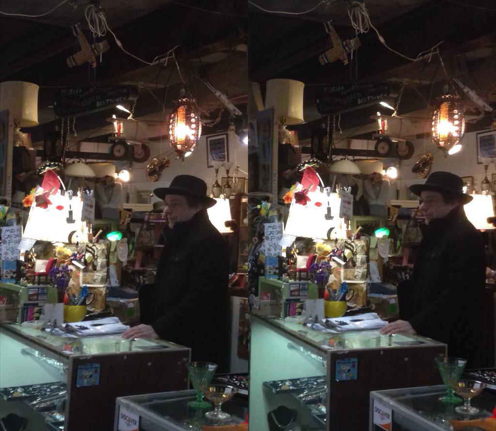 Ted_Whitten's tweet photo. #poppy3d, Stereoscopic 3D, Stereoview, Stereograph, Side-by-Side 3D, Dual-Image 3D http://t.co/msqHwywAUQ