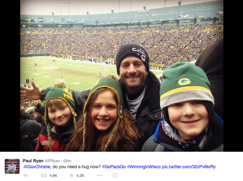 Paul Ryan trolls <a href="/GovChristie/">Chris Christie</a> hard cnn.it/1tXBoEV