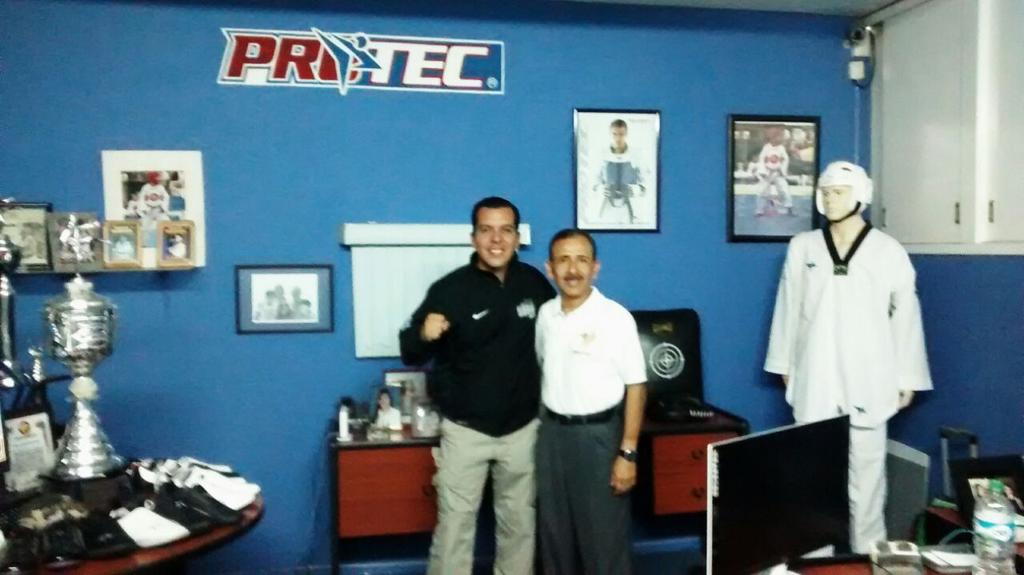 BetoSierraTKD's tweet photo. Gracias por la confianza de #protectkd por su apoyo y patrocinio rumbo a los Juegos Mundiales #México #taekwondo http://t.co/aCmr2H80T6