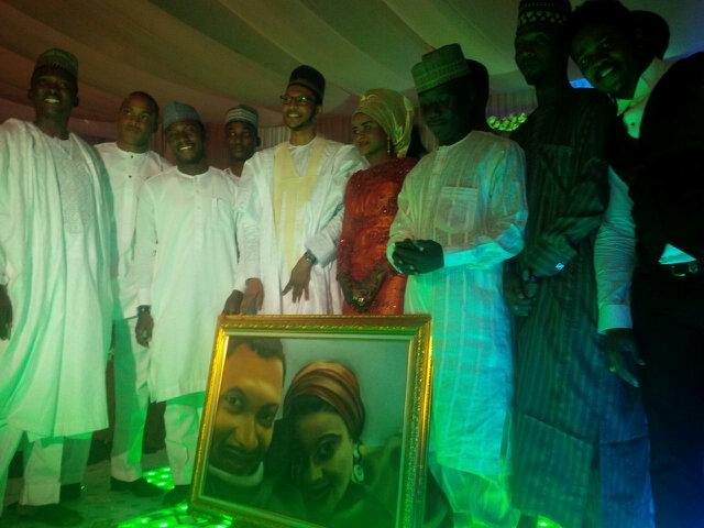 Exjamconnect's tweet photo. The awesome group photo with the bride and groom. I can see mahmood, Abduljalal,Atunde,Adama,Hamza,Gerald old clique http://t.co/Y4QdOZp2yh