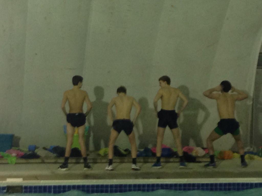 KelseyDambacher's tweet photo. Drop it like a squat http://t.co/MpywiQTdQK