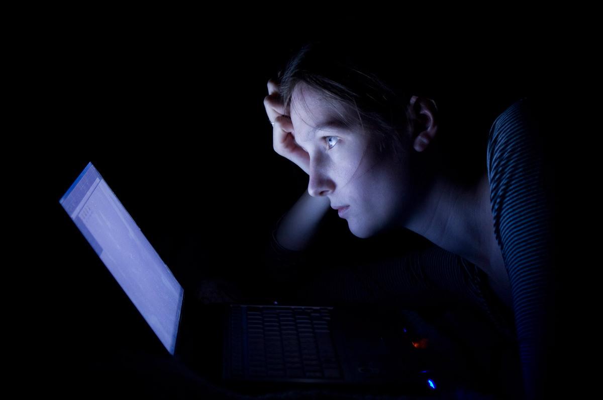 Managing information flows can take a toll on employee well-being mitsmr.com/1qWPiLl