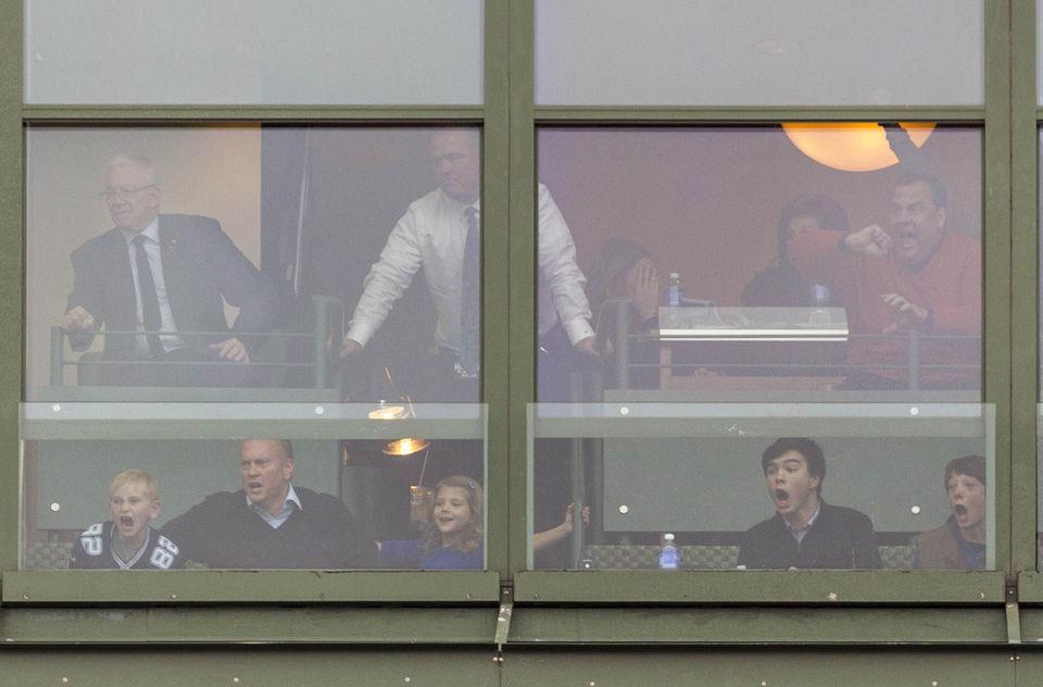 B7Gs2lzCQAAZSRw.jpg:large