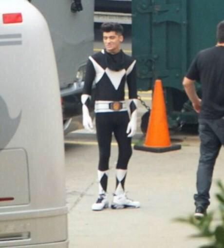 aweestyles's tweet photo. "who's your favorite super hero?"

"zayn malik"

"but he's no-"

"zayn malik"

#ZaynYoureMySuperhero http://t.co/rIfpWdCcaH