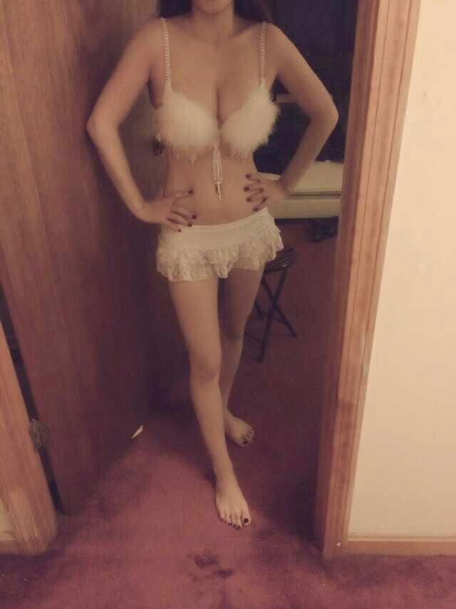brooklynescort1's tweet photo. New girl pretty http://t.co/8BJNP3wB8M