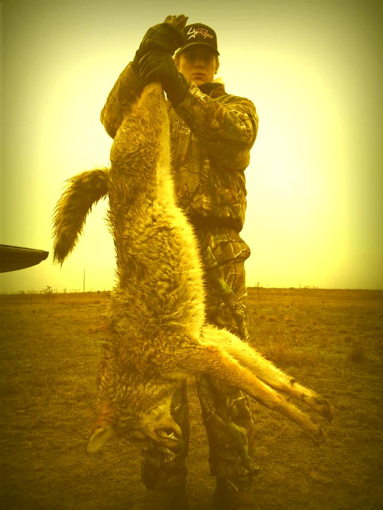 RecruitColton28's tweet photo. They just fainted😆 #HatRack #LivinRight http://t.co/1fWDPQ2jPS